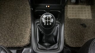 Used 2024 Maruti Suzuki Swift ZXi Petrol Manual interior GEAR  KNOB VIEW