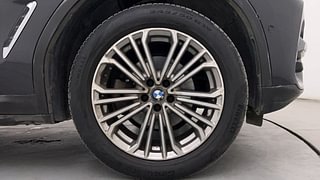 Used 2018 bmw X3 xDrive 30i Luxury Line Petrol Automatic tyres RIGHT FRONT TYRE RIM VIEW