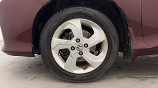 Used 2014 Honda City VX Petrol Manual tyres LEFT FRONT TYRE RIM VIEW