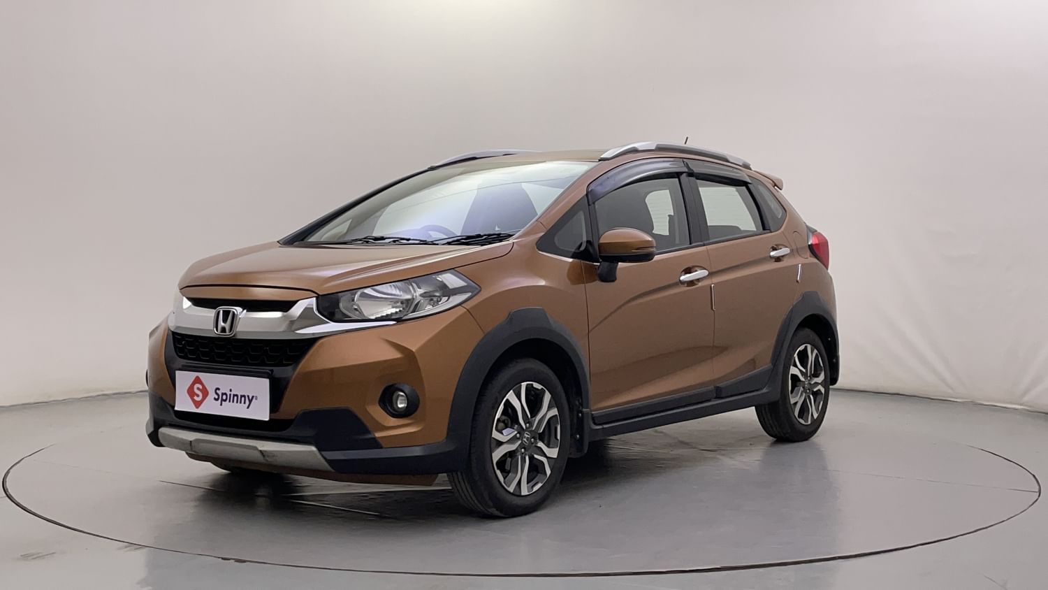 LEFT FRONT CORNER VIEW