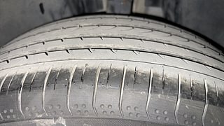 Used 2018 Jeep Compass Limited Plus 1.4 Petrol Petrol Automatic tyres LEFT REAR TYRE TREAD VIEW