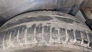 Used 2013 Maruti Suzuki Wagon R 1.0 [2010-2019] VXi Petrol Manual tyres LEFT REAR TYRE TREAD VIEW