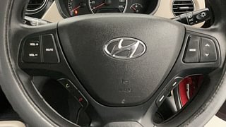 Used 2019 Hyundai Grand i10 Magna 1.2 Kappa VTVT Petrol Manual top_features Steering mounted controls