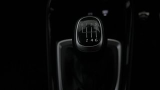 Used 2022 Kia Sonet GTX Plus 1.5 Diesel Manual interior GEAR  KNOB VIEW