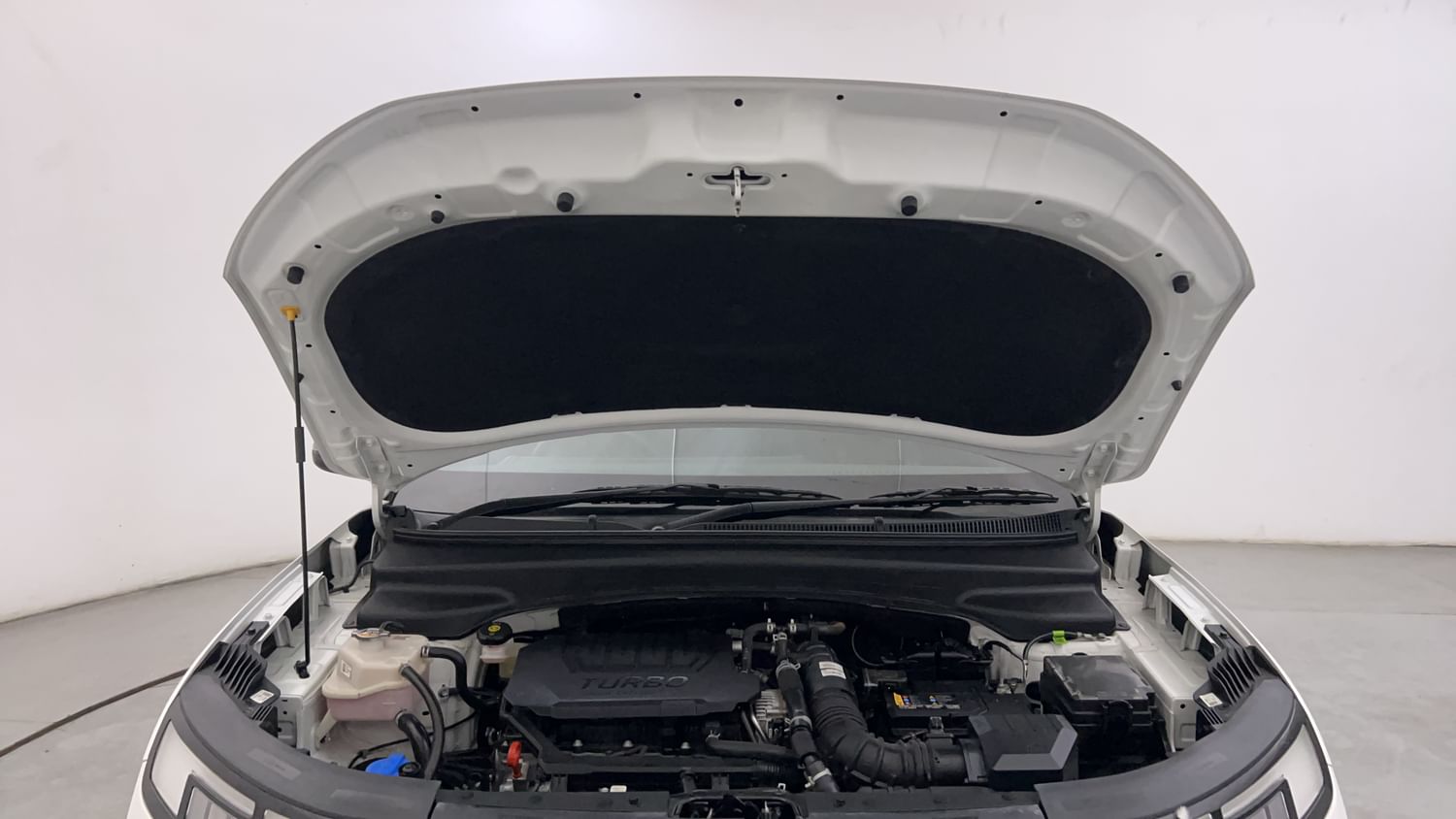 New Hyundai Creta N-Line engine ENGINE & BONNET OPEN FRONT VIEW