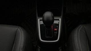 Used 2019 Maruti Suzuki Swift [2017-2020] ZDi Plus AMT Diesel Automatic interior GEAR  KNOB VIEW