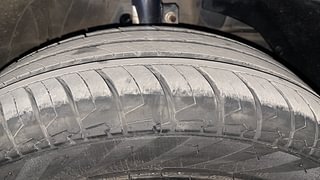 Used 2019 Maruti Suzuki Swift [2017-2020] ZDi Plus AMT Diesel Automatic tyres RIGHT FRONT TYRE TREAD VIEW