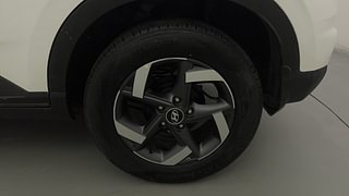 Used 2019 Hyundai Venue SX Plus 1.0 Turbo DCT Petrol Automatic tyres LEFT REAR TYRE RIM VIEW
