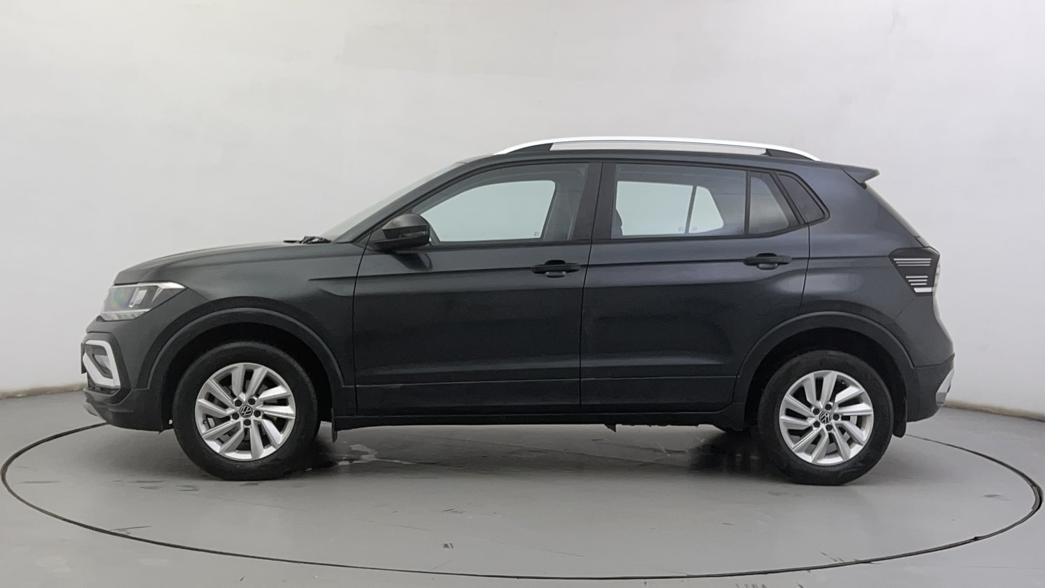 New Volkswagen Taigun exterior LEFT SIDE VIEW