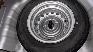 Used 2021 Hyundai New Santro 1.1 Sportz MT Petrol Manual tyres SPARE TYRE VIEW
