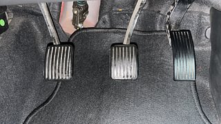Used 2019 Hyundai Grand i10 Magna 1.2 Kappa VTVT Petrol Manual interior PEDALS VIEW