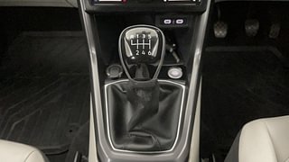Used 2022 Volkswagen Taigun Topline 1.0 TSI MT Petrol Manual interior GEAR  KNOB VIEW