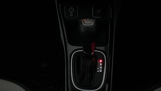Used 2018 Jeep Compass Limited Plus 1.4 Petrol Petrol Automatic interior GEAR  KNOB VIEW