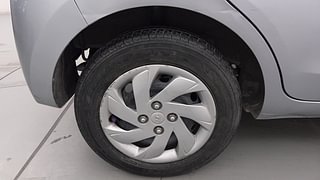 Used 2021 Hyundai New Santro 1.1 Sportz MT Petrol Manual tyres RIGHT REAR TYRE RIM VIEW