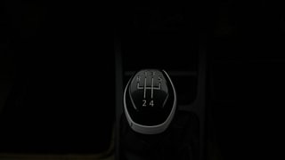 Used 2022 Renault Kwid Climber 1.0l SCE Petrol MT Petrol Manual interior GEAR  KNOB VIEW