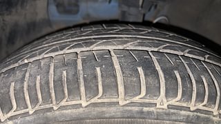 Used 2018 Hyundai Elite i20 Sportz 1.2 Petrol Manual tyres LEFT FRONT TYRE TREAD VIEW