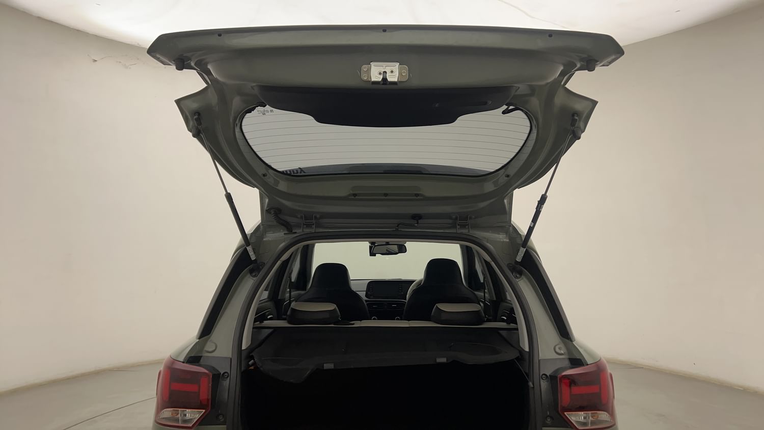 New Hyundai Exter interior DICKY DOOR OPEN VIEW