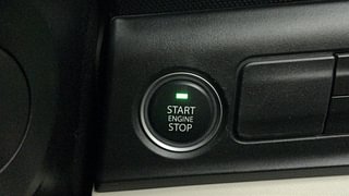 Used 2023 Tata Altroz XT 1.2 Petrol Manual top_features Keyless start