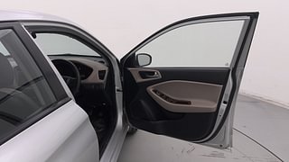 Used 2015 Hyundai Elite i20 Magna 1.2 Petrol Manual interior RIGHT FRONT DOOR OPEN VIEW