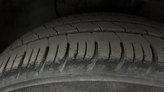 Used 2017 Hyundai i20 Active [2015-2020] 1.2 SX Petrol Manual tyres LEFT FRONT TYRE TREAD VIEW
