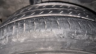 Used 2017 Honda City ZX CVT Petrol Automatic tyres RIGHT REAR TYRE TREAD VIEW