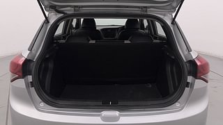 Used 2015 Hyundai Elite i20 Magna 1.2 Petrol Manual interior DICKY INSIDE VIEW