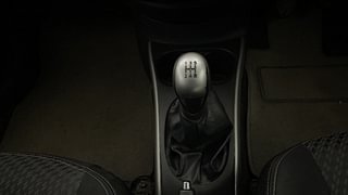 Used 2017 Nissan Sunny [2014-2020] XV Diesel Diesel Manual interior GEAR  KNOB VIEW