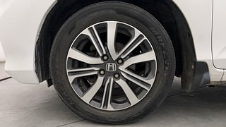 Used 2022 Honda Amaze 1.2 VX CVT i-VTEC Petrol Automatic tyres LEFT FRONT TYRE RIM VIEW
