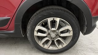 Used 2017 Hyundai i20 Active [2015-2020] 1.2 SX Petrol Manual tyres LEFT REAR TYRE RIM VIEW