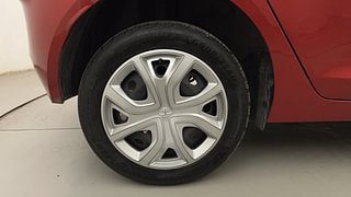 Used 2023 Tata Altroz XT 1.2 Petrol Manual tyres RIGHT REAR TYRE RIM VIEW