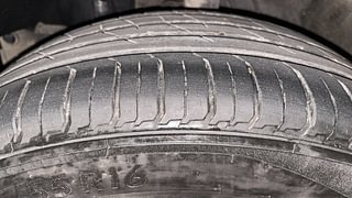 Used 2017 Honda City ZX Diesel Diesel Manual tyres LEFT FRONT TYRE TREAD VIEW