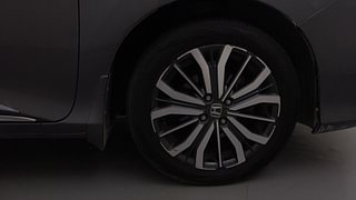 Used 2017 Honda City ZX Diesel Diesel Manual tyres RIGHT FRONT TYRE RIM VIEW