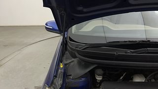 Used 2015 Hyundai Elite i20 Sportz 1.4 CRDI Diesel Manual engine ENGINE RIGHT SIDE HINGE & APRON VIEW