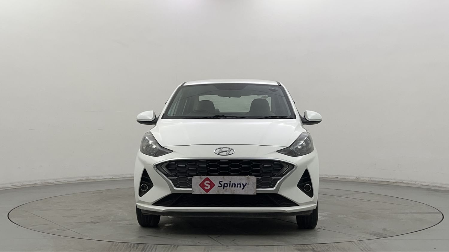New Hyundai Aura exterior FRONT VIEW