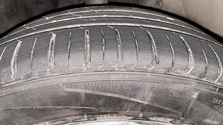Used 2017 Honda City ZX Diesel Diesel Manual tyres RIGHT FRONT TYRE TREAD VIEW