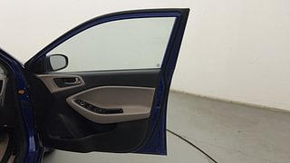 Used 2015 Hyundai Elite i20 Sportz 1.4 CRDI Diesel Manual interior RIGHT FRONT DOOR OPEN VIEW