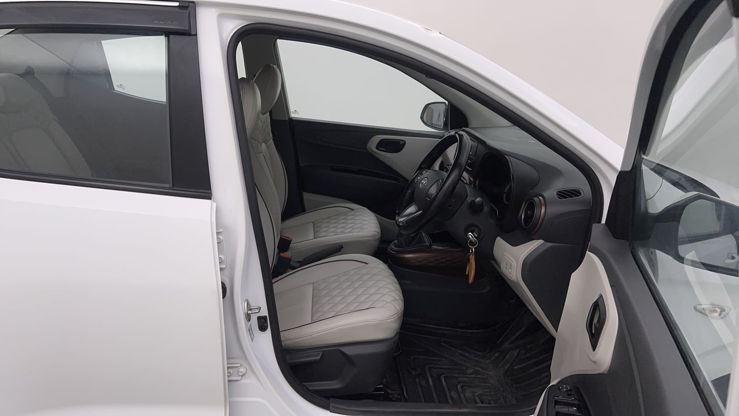 New Hyundai Aura interior RIGHT SIDE FRONT DOOR CABIN VIEW