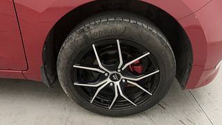 Used 2017 Hyundai Elite i20 Asta 1.2 Petrol Manual tyres RIGHT FRONT TYRE RIM VIEW