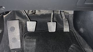 Used 2017 Hyundai Elite i20 Asta 1.2 Petrol Manual interior PEDALS VIEW