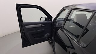 Used 2011 Maruti Suzuki Swift [2007-2011] VXi Petrol Manual interior LEFT FRONT DOOR OPEN VIEW