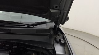 Used 2021 Jeep Compass Longitude (O) 1.4 Petrol AT Petrol Automatic engine ENGINE LEFT SIDE HINGE & APRON VIEW