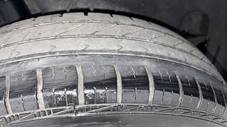 Used 2012 Maruti Suzuki Swift [2011-2017] VXi Petrol Manual tyres RIGHT REAR TYRE TREAD VIEW