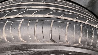Used 2011 Maruti Suzuki Swift [2007-2011] VXi Petrol Manual tyres LEFT REAR TYRE TREAD VIEW