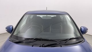 Used 2012 Maruti Suzuki Swift [2011-2017] VXi Petrol Manual exterior FRONT WINDSHIELD VIEW