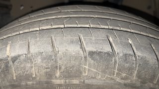 Used 2017 Toyota Innova Crysta 2.8 GX AT 7 STR Diesel Automatic tyres LEFT FRONT TYRE TREAD VIEW