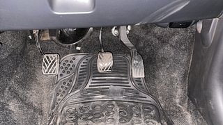 Used 2011 Maruti Suzuki Swift [2007-2011] VXi Petrol Manual interior PEDALS VIEW