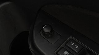 Used 2012 Maruti Suzuki Swift [2011-2017] VXi Petrol Manual top_features Adjustable ORVM