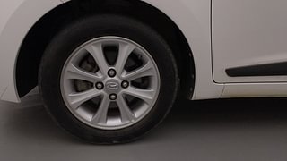 Used 2015 Hyundai Grand i10 Asta AT 1.2 Kappa VTVT Petrol Automatic tyres LEFT FRONT TYRE RIM VIEW