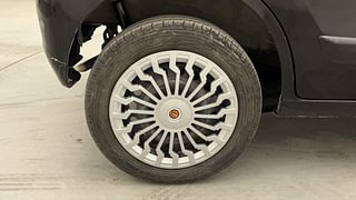 Used 2012 Maruti Suzuki Wagon R 1.0 [2010-2019] VXi Petrol Manual tyres RIGHT REAR TYRE RIM VIEW