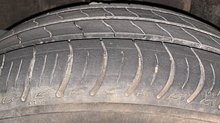 Used 2021 Renault Triber RXZ AMT Petrol Automatic tyres RIGHT REAR TYRE TREAD VIEW